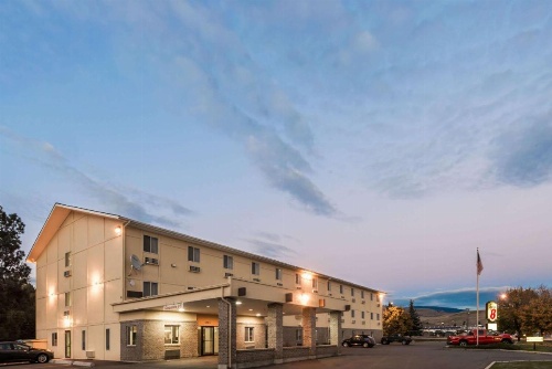 Super 8 by Wyndham Missoula/Reserve St. image 5